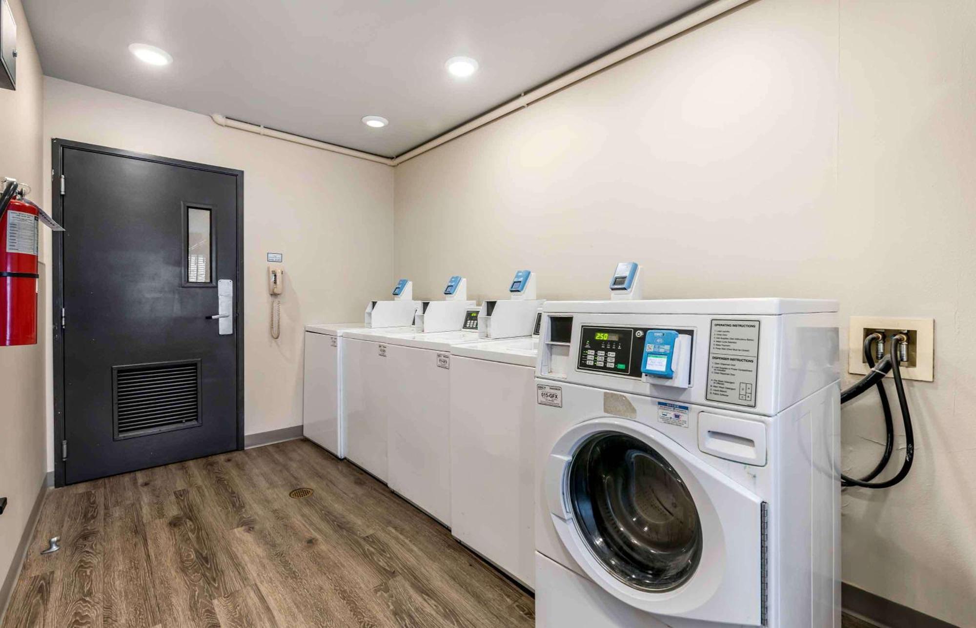 Extended Stay America Select Suites - Orlando - East المظهر الخارجي الصورة