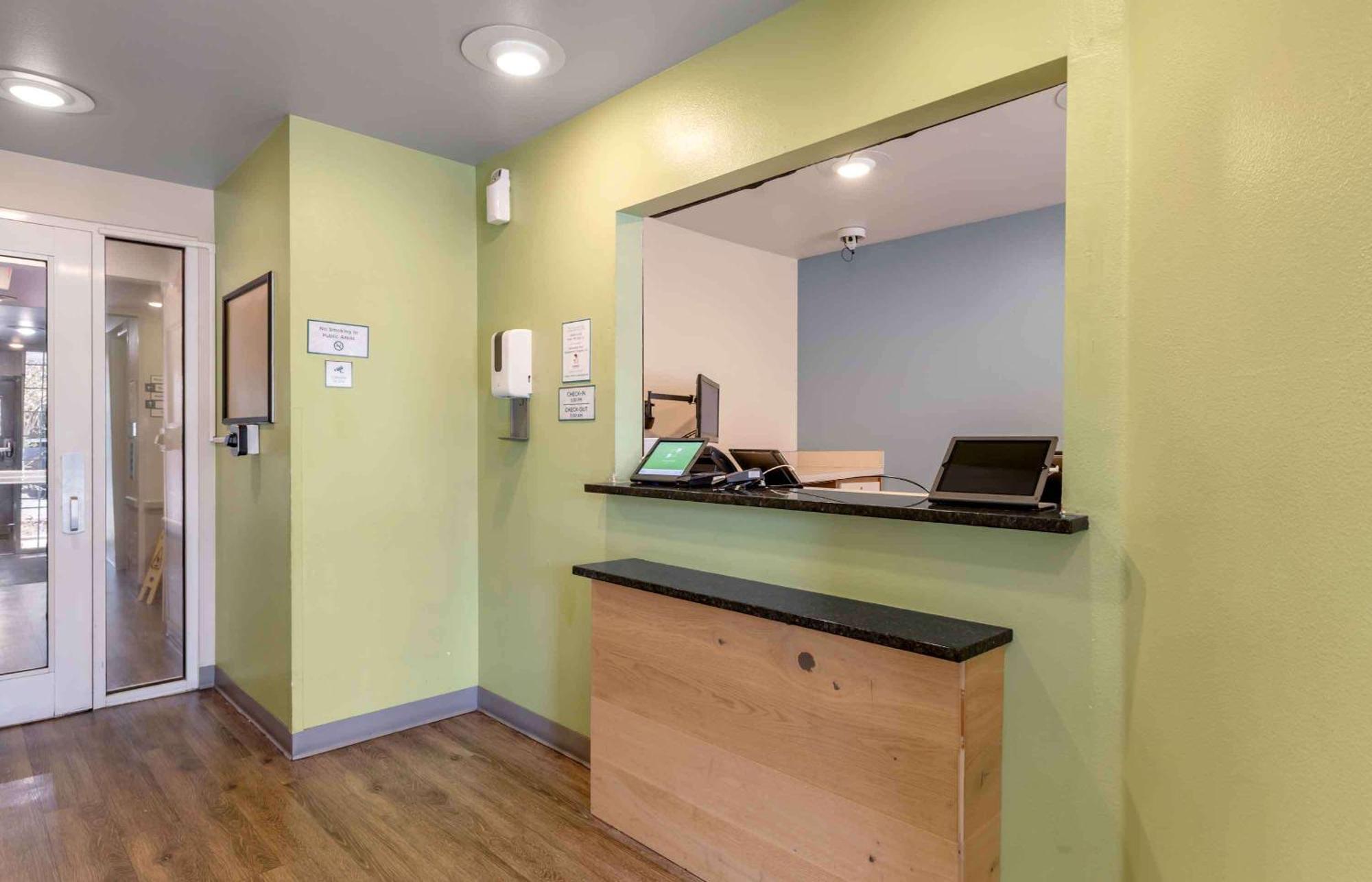Extended Stay America Select Suites - Orlando - East المظهر الخارجي الصورة